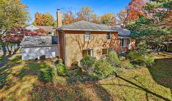 6220 ROBINWOOD Rd, Bethesda, MD 20817