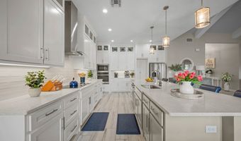 124 Sea Breeze Dr, Aransas Pass, TX 78336