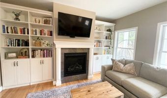 350 William Reynolds Rd, Exeter, RI 02822
