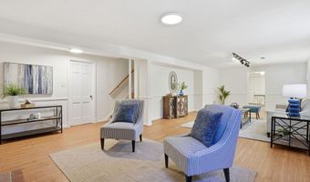 8200 BEECH TREE Rd, Bethesda, MD 20817