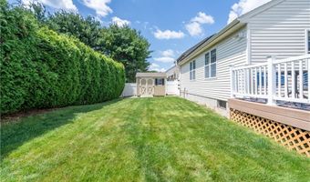 62 Scituate Farms Dr, Cranston, RI 02921