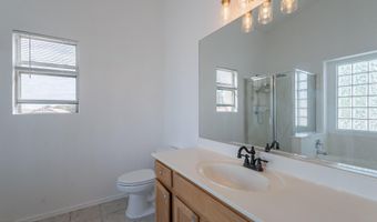 1070 W LARK Dr, Chandler, AZ 85286