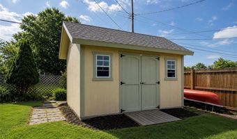 135 Alberta Dr, Amherst, NY 14226