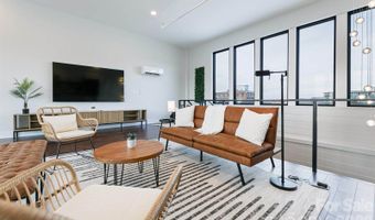 122 College St #301, Asheville, NC 28801