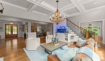 16066 Inverness Trl, Alpharetta, GA 30004