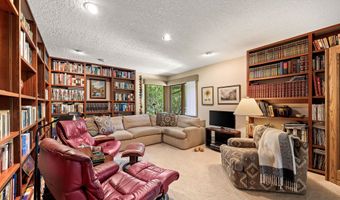 147 Golf Ter, Bigfork, MT 59911