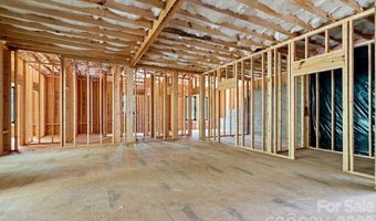 69 Village Pointe Ln, Asheville, NC 28803
