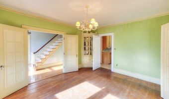 24 Hadwen Rd, Worcester, MA 01602