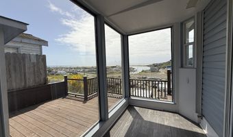 16219 LOWER HARBOR Rd P7, Brookings, OR 97415