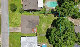 319 Eastview Dr, Biloxi, MS 39531