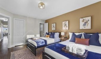 96 W 8th St, Bayonne, NJ 07002