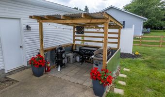 1114 Foxmoor Ln, Ashland, OH 44805