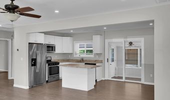 332 Beach Ave, Beachwood, NJ 08722
