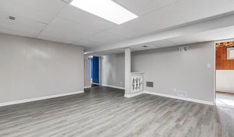 321 Fairview Ct, Ballwin, MO 63021