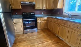 7 Brown Ave, Johnston, RI 02919