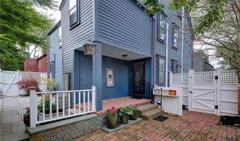 42 Second St, Newport, RI 02840