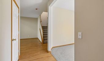 6773 158th St W, Apple Valley, MN 55124