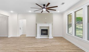 504 Madeleine, Austin, AR 72007