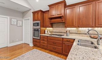 1411 Wood Creek Dr, Athens, TN 37303
