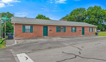 409 High St, Athens, TN 37303