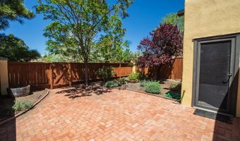 2943 Plaza Blanca, Santa Fe, NM 87507