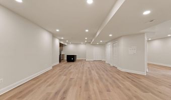 43864 ASHLAWN Ct, Ashburn, VA 20147