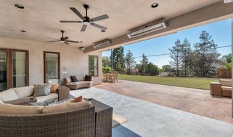 3181 Goldenspur Dr, Camarillo, CA 93010