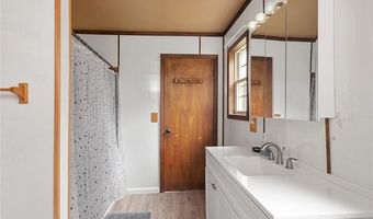 2222 Loree Rd, Applegate, MI 48401