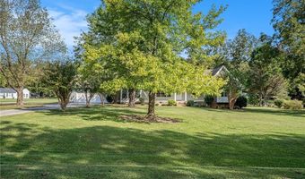 143 Woodall Ln, Barnesville, GA 30204