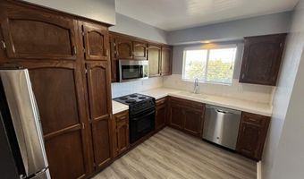 4800 Williamsburg Ln 216, La Mesa, CA 91942