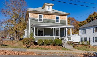 17 Carpenter St, Amesbury, MA 01913