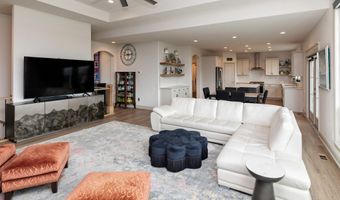 6111 NE Briarwood Dr, Ankeny, IA 50021