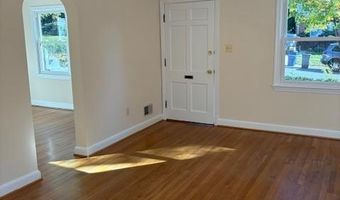 9912 DICKENS Ave, Bethesda, MD 20814