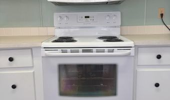 905 Dogwood Dr, Barefoot Bay, FL 32976