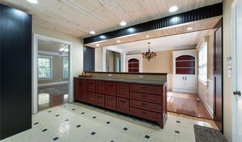 571 Buttrum Rd NE, Adairsville, GA 30103