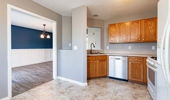 306 Rathert Ct, Auburn, IN 46706