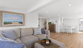 102 Lincoln Ave, East Providence, RI 02915
