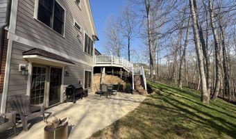 4 Maple Grove Way, Athens, OH 45701