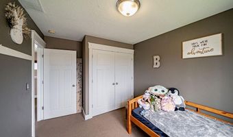 3060 S Chartwell Gdns, Ammon, ID 83406