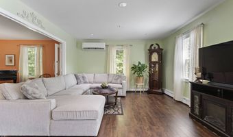 15 Kelso Dr, Bow, NH 03304