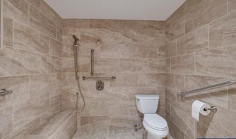 950 Edgewood Dr NW, Albany, OR 97321