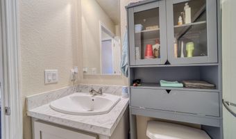 10747 S Paradise Trails Rd, Yucca, AZ 86438