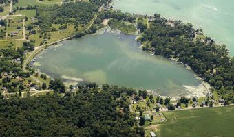 6855 W Orland Rd, Angola, IN 46703