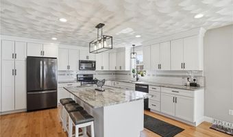 1268 Central Ave, Johnston, RI 02919