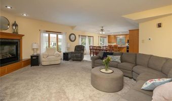 1803 16th St SW, Austin, MN 55912