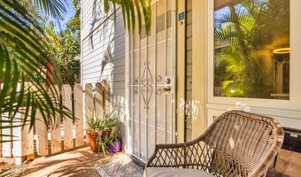 140 UWAPO Rd 36-104, Kihei, HI 96753