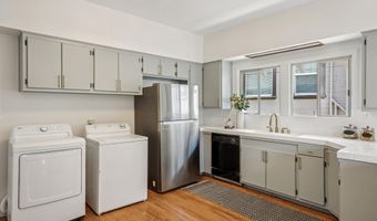 1508 Pacific Ave, Alameda, CA 94501
