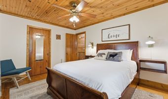 292 N Rhododendron, Almond, NC 28702