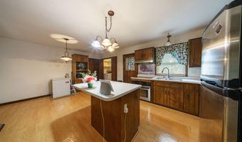 3360 Timberland Dr, Batesville, AR 72501