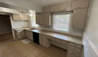605 Holly, Angleton, TX 77515